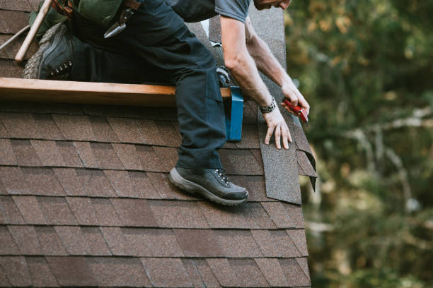 Best Roof Repair Specialists  in Bunk Foss, WA